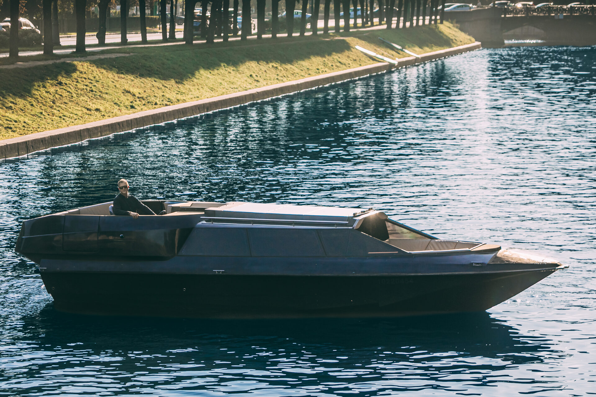 Катер Асгард