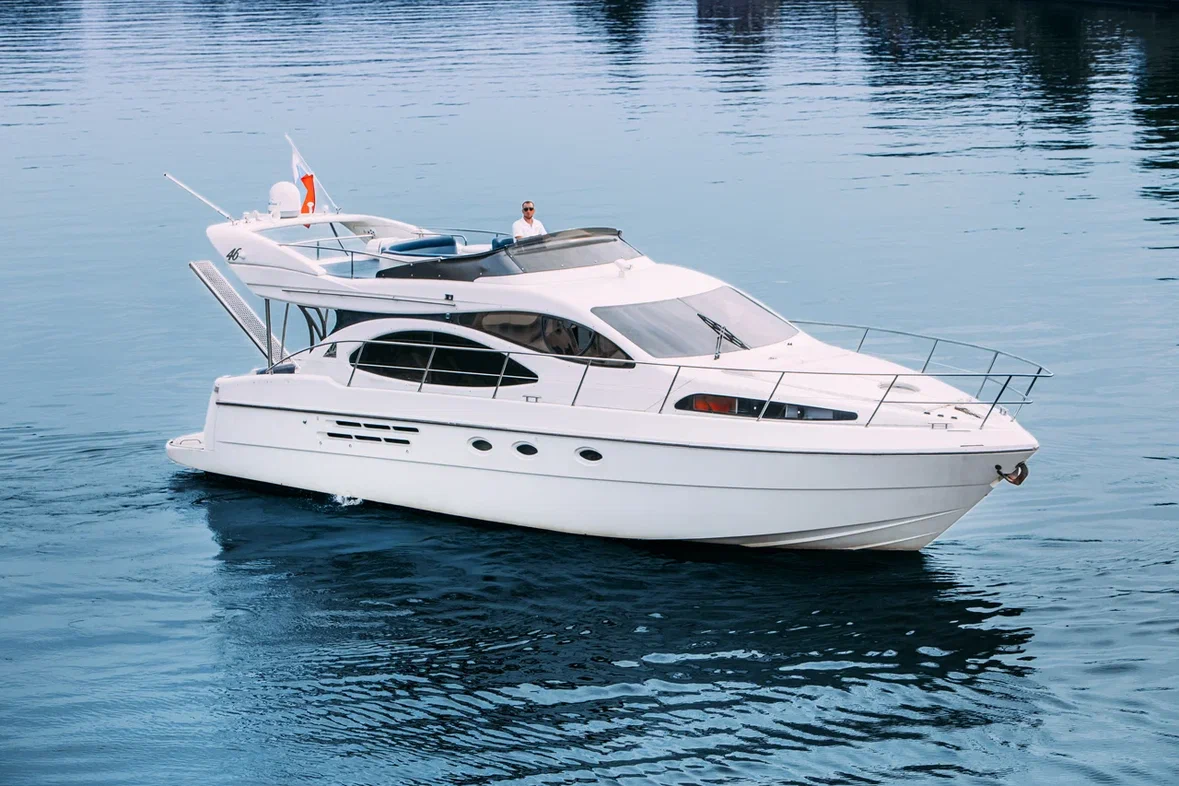 Моторная Яхта Azimut 46