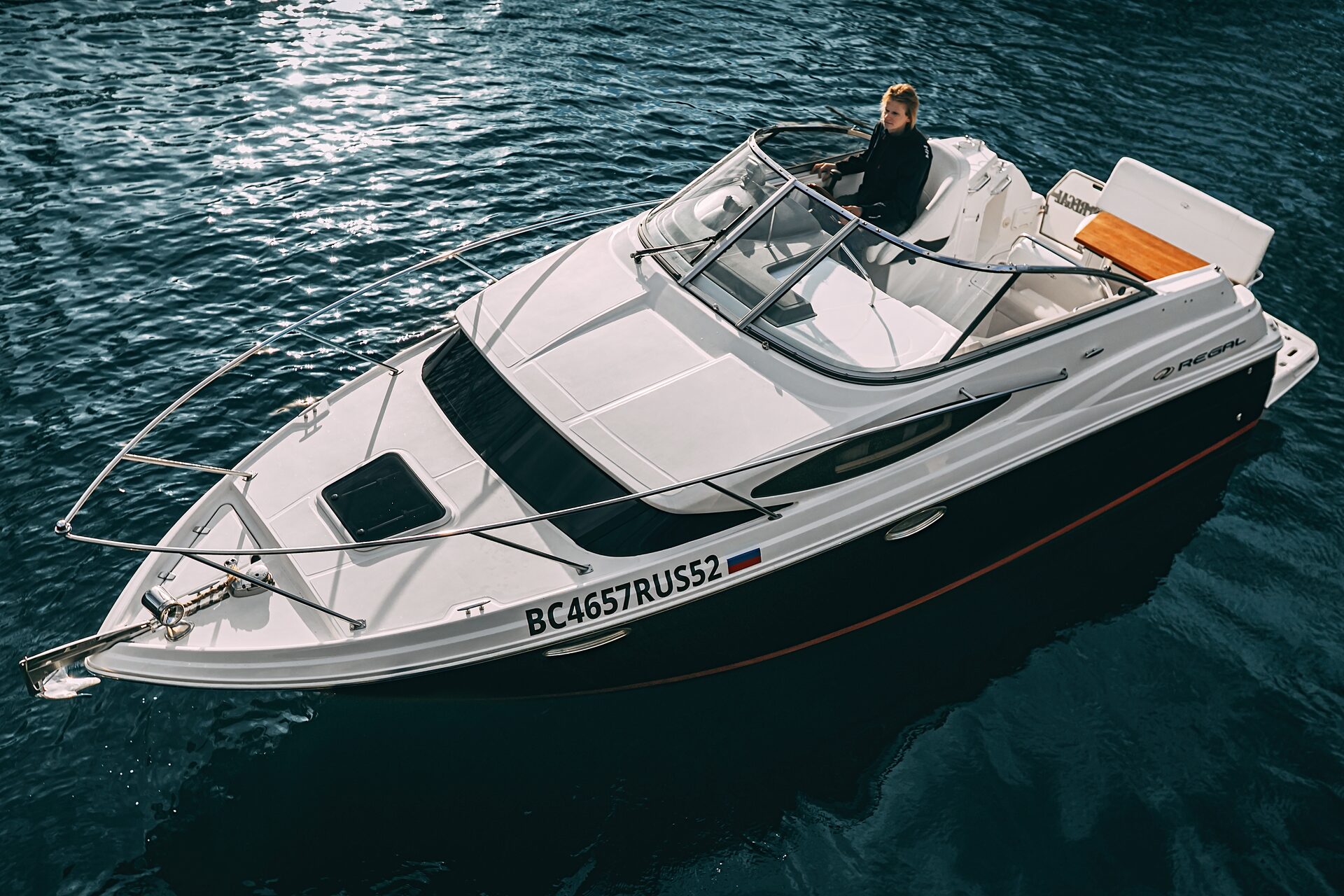 Катер Flash Royal