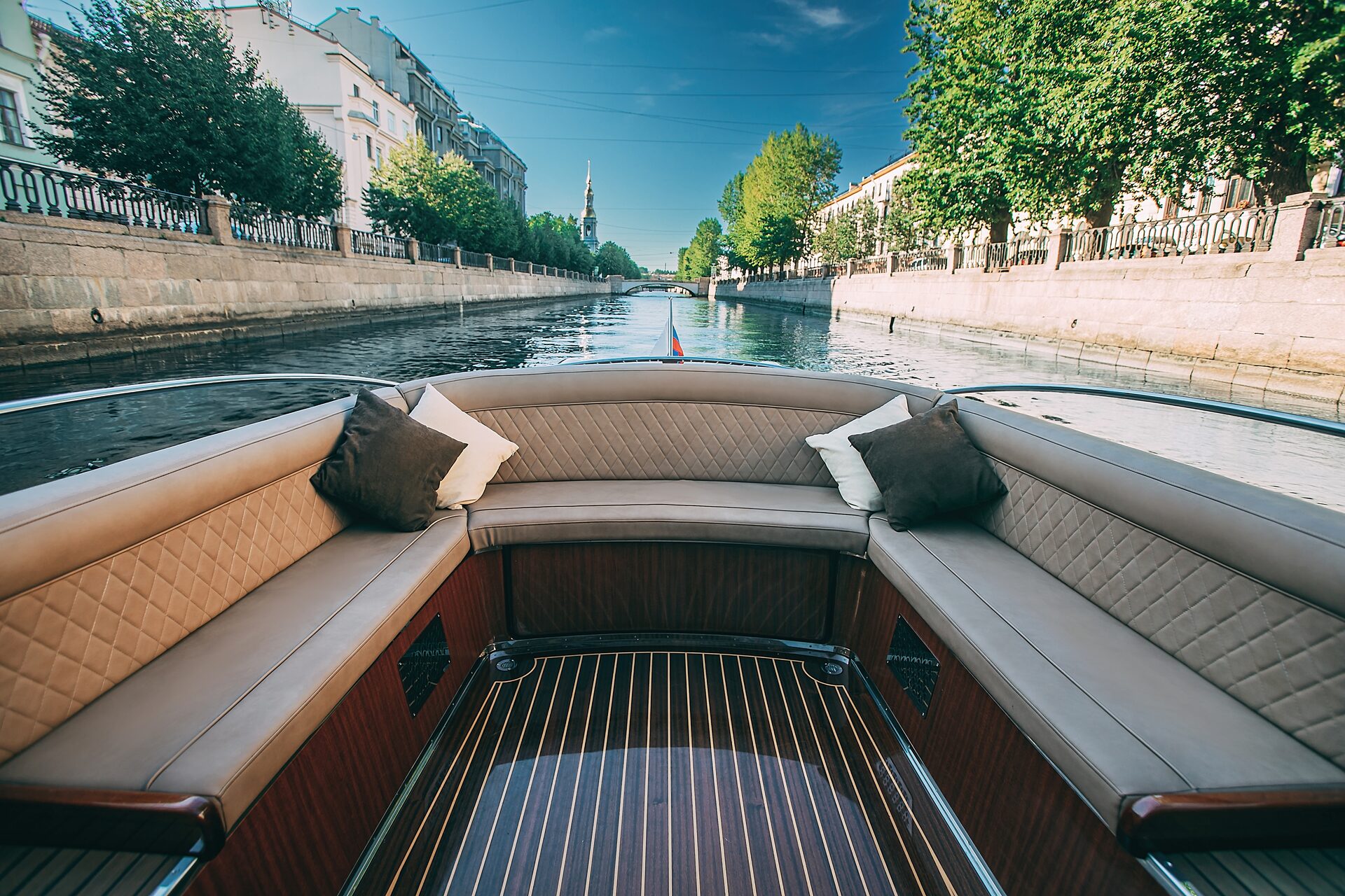 Катер Модена